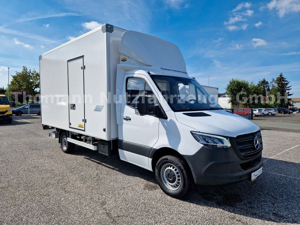 Mercedes-Benz Sprinter 319 CDI Koffer LBW Seiten Tür - Фургон з закритим кузовом: фото 1 Mercedes-Benz Sprinter 319 CDI Koffer LBW Seiten Tür - Фургон з закритим кузовом: фото 1