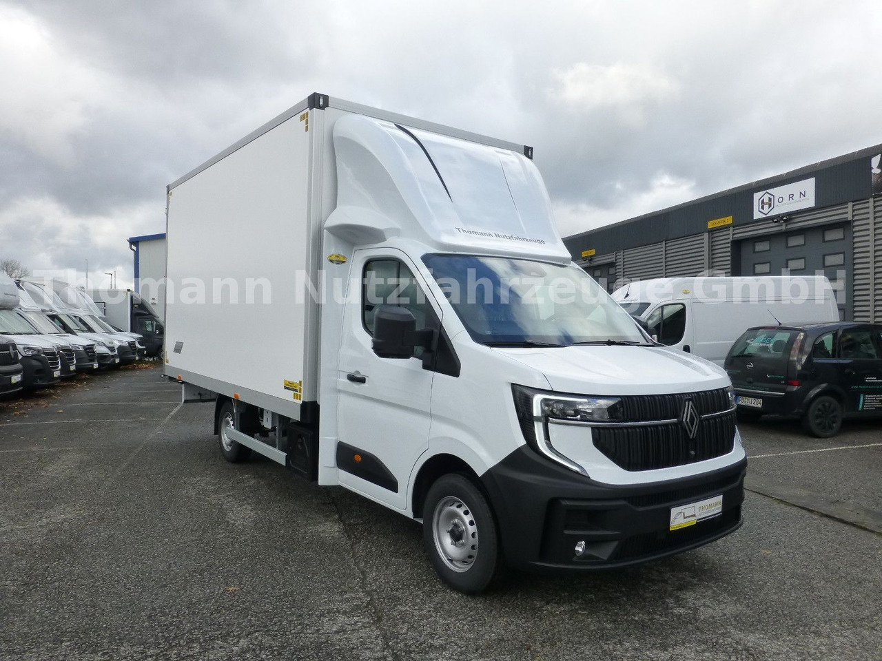 Renault NEW Master 2025 Koffer Türen Möbelkoffer - Фургон з закритим кузовом: фото 1 Renault NEW Master 2025 Koffer Türen Möbelkoffer - Фургон з закритим кузовом: фото 1