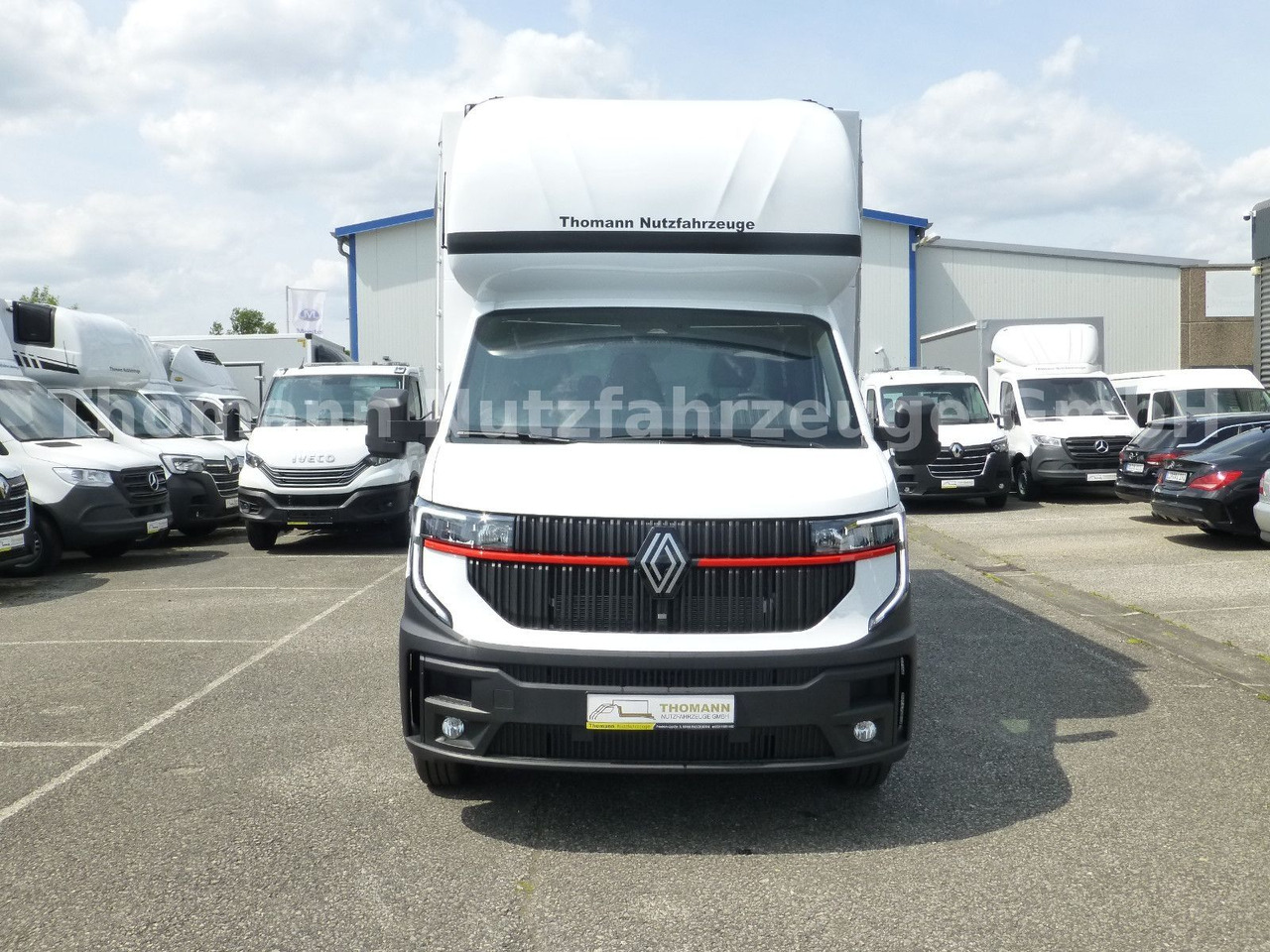 Тентований фургон Renault NEW Master Pritsche Plane Schlafkabine: фото 6