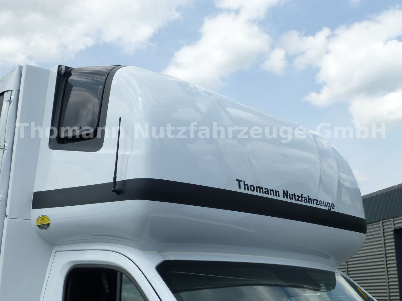 Тентований фургон Renault NEW Master Pritsche Plane Schlafkabine: фото 15
