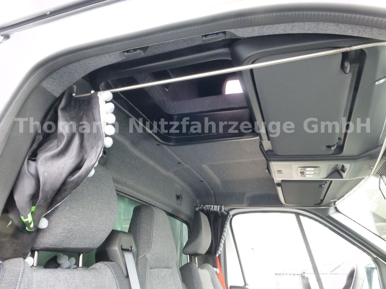Тентований фургон Renault NEW Master Pritsche Plane Schlafkabine: фото 21