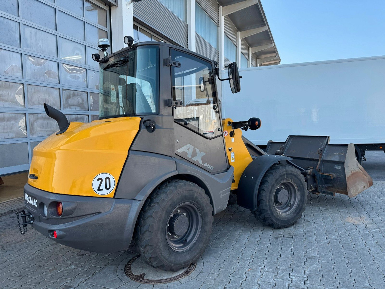 Ahlmann AX 850 / nur: 671h / 11.2022 / Gabel / Schaufel - Колісний навантажувач: фото 2 Ahlmann AX 850 / nur: 671h / 11.2022 / Gabel / Schaufel - Колісний навантажувач: фото 2