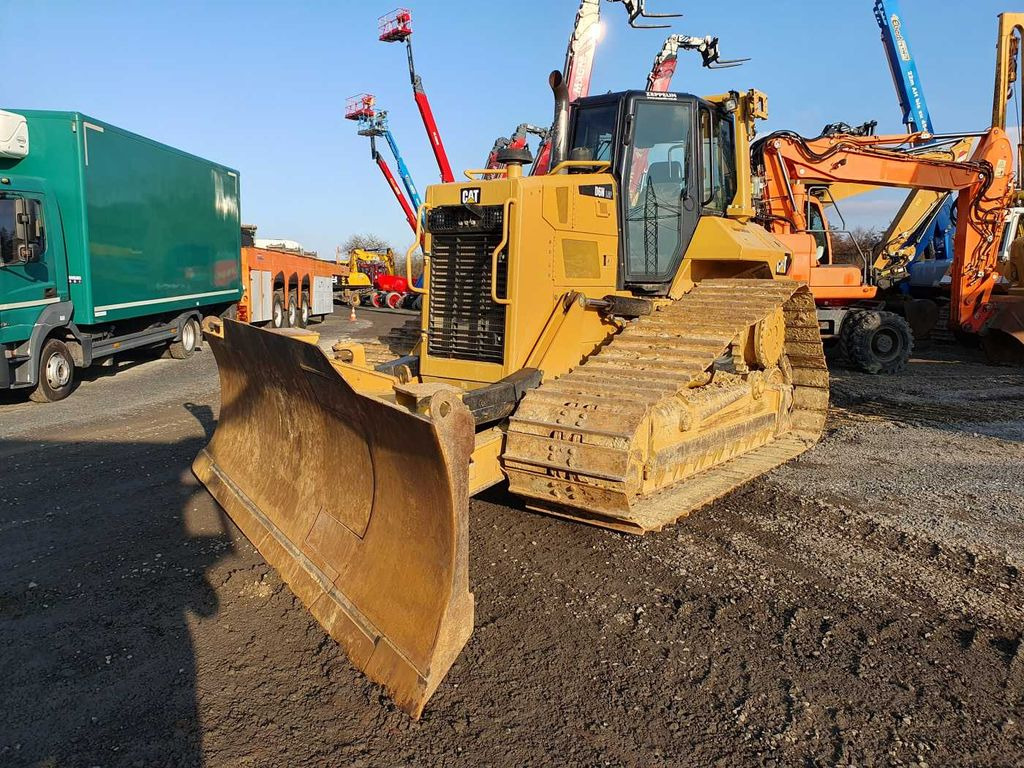 CAT D6N LGP / 7.374h / 6-Wege Klappschild / Bj: 2017 - Бульдозер: фото 2 CAT D6N LGP / 7.374h / 6-Wege Klappschild / Bj: 2017 - Бульдозер: фото 2