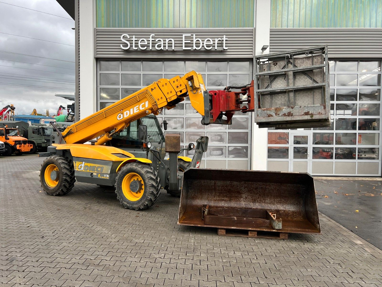 Dieci Icarus 40.16 ET 166 / 4.238 h / 2003 - Навантажувач телескопічний: фото 1 Dieci Icarus 40.16 ET 166 / 4.238 h / 2003 - Навантажувач телескопічний: фото 1