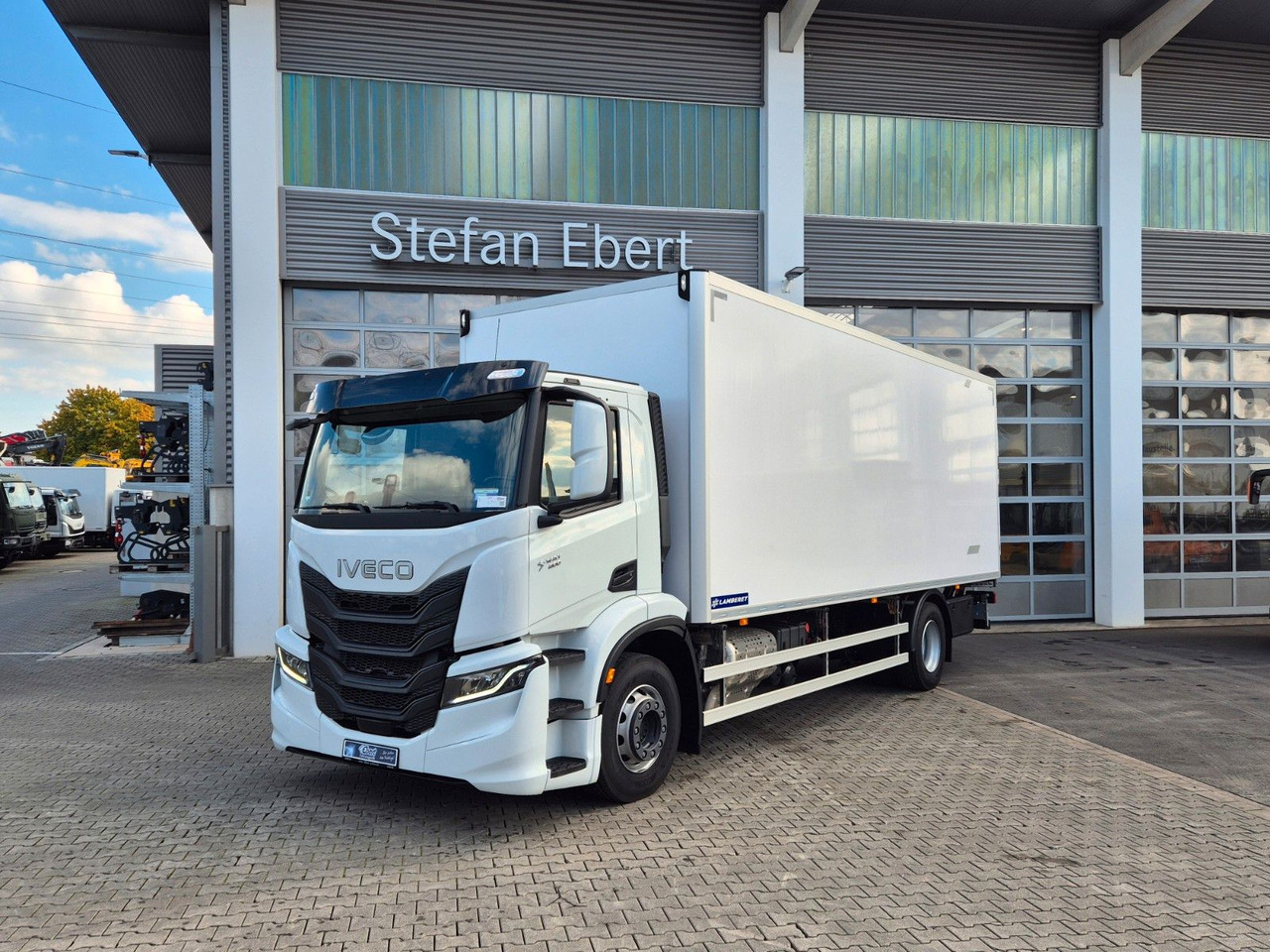 Iveco AD190S40/FP Lamberet Mitsubishi LBW Tür AHK - Рефрижератор вантажівка: фото 1 Iveco AD190S40/FP Lamberet Mitsubishi LBW Tür AHK - Рефрижератор вантажівка: фото 1