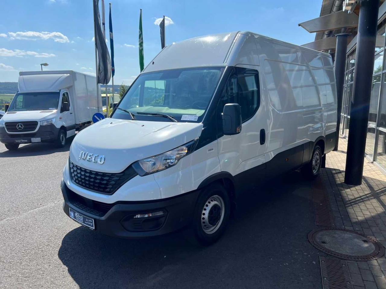Iveco Daily 35 S 16 V *Klima*3.520mm* - Суцільнометалевий фургон: фото 4 Iveco Daily 35 S 16 V *Klima*3.520mm* - Суцільнометалевий фургон: фото 4