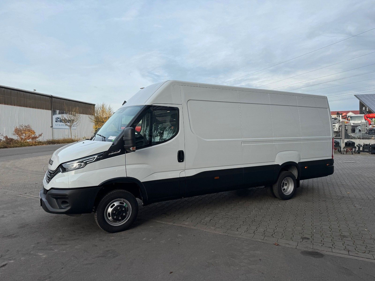 Iveco Daily 35C21 HA8 *R4.100mm*AHK*LED*Automatik* - Суцільнометалевий фургон: фото 4 Iveco Daily 35C21 HA8 *R4.100mm*AHK*LED*Automatik* - Суцільнометалевий фургон: фото 4