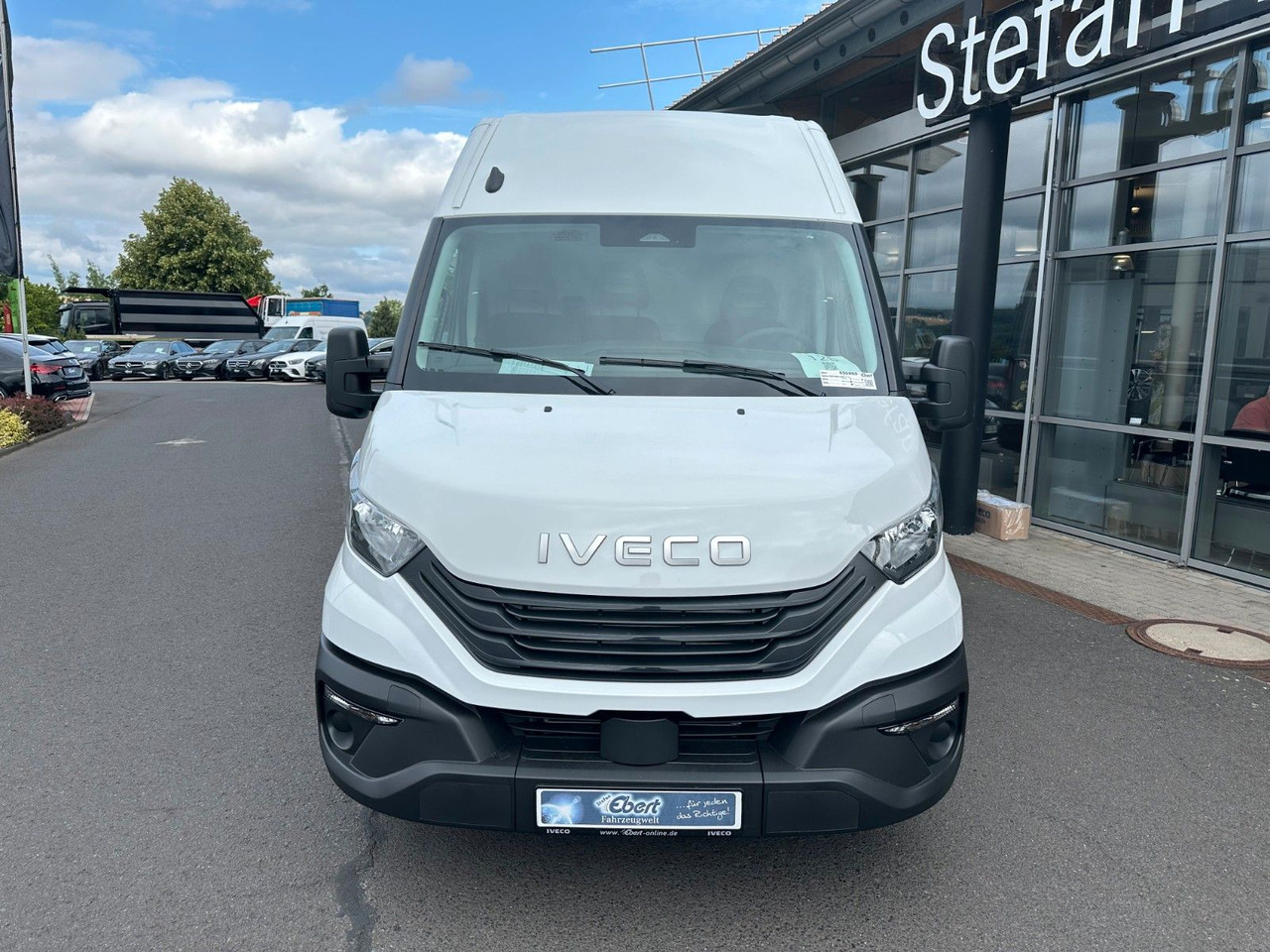 Iveco Daily 35S16 HA8 3.0L *R4.100mm*Automatik*Kamera* - Суцільнометалевий фургон: фото 2 Iveco Daily 35S16 HA8 3.0L *R4.100mm*Automatik*Kamera* - Суцільнометалевий фургон: фото 2