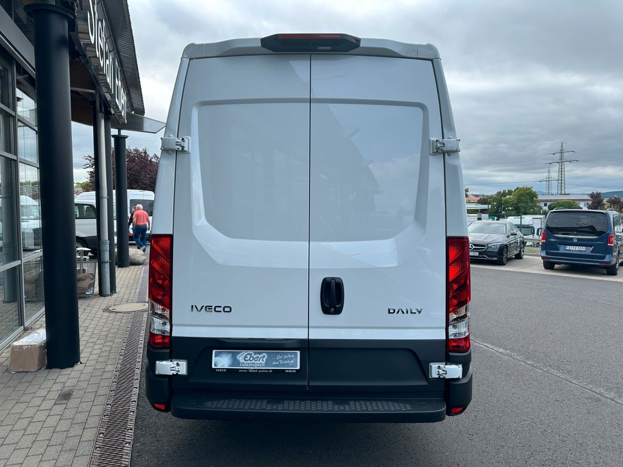 Iveco Daily 35S16 HA8 3.0L *R4.100mm*Automatik*Kamera* - Суцільнометалевий фургон: фото 5 Iveco Daily 35S16 HA8 3.0L *R4.100mm*Automatik*Kamera* - Суцільнометалевий фургон: фото 5