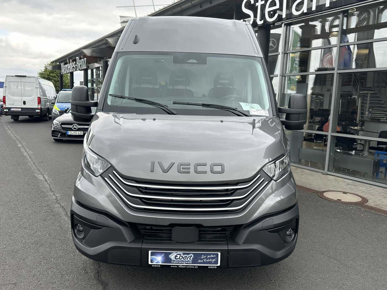Iveco Daily 35S16 HA8V 3.0L *R3.520mm*AHK*Automatik* - Суцільнометалевий фургон: фото 2 Iveco Daily 35S16 HA8V 3.0L *R3.520mm*AHK*Automatik* - Суцільнометалевий фургон: фото 2