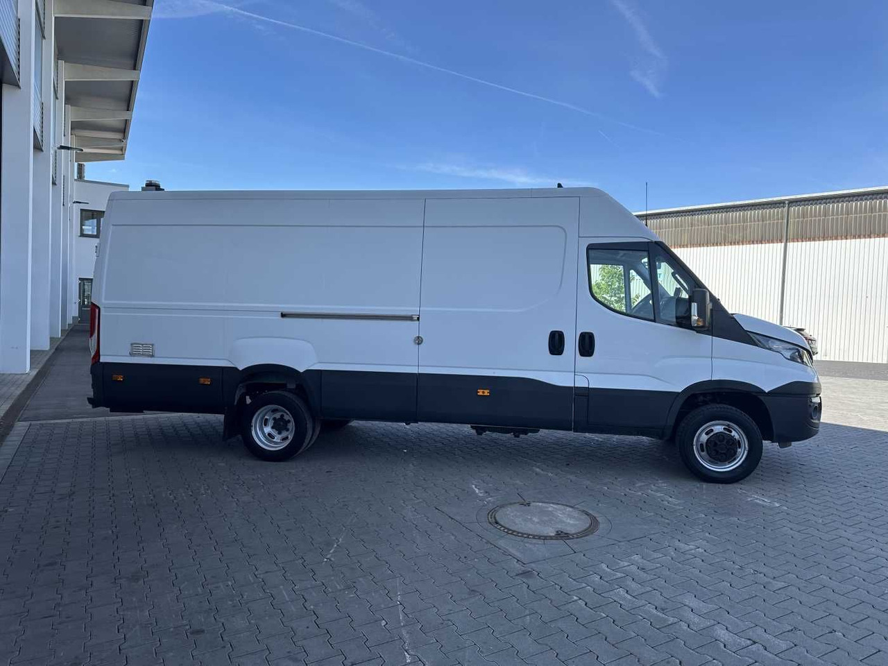 Iveco Daily 50C16 R4.100mm *AHK*Automatik*Ladekran* - Суцільнометалевий фургон: фото 4 Iveco Daily 50C16 R4.100mm *AHK*Automatik*Ladekran* - Суцільнометалевий фургон: фото 4