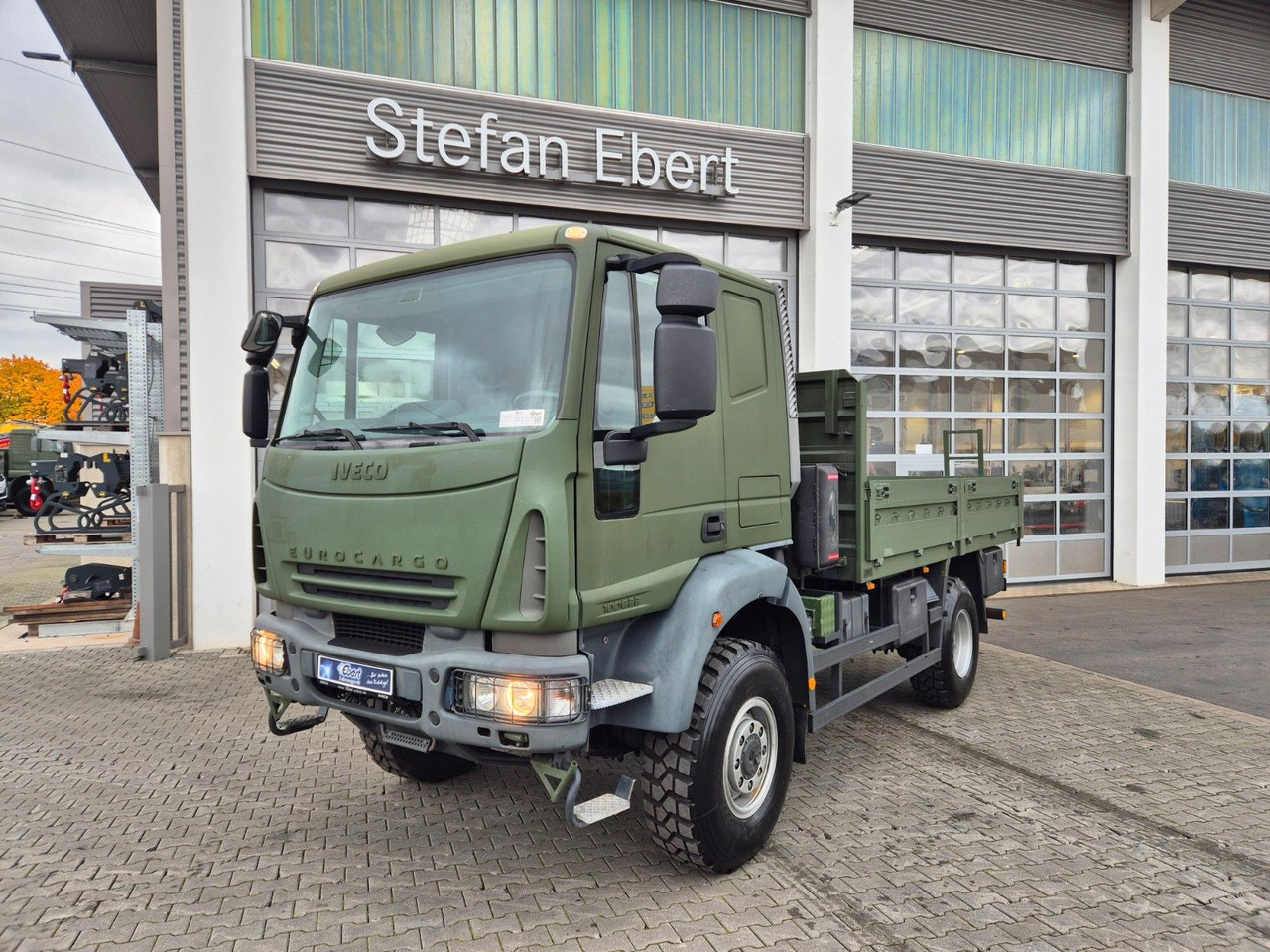 Iveco Eurocargo ML100E22WM-BW 4x4 Pritsche L-Haus Bett - Бортова вантажівка/ Платформа: фото 3 Iveco Eurocargo ML100E22WM-BW 4x4 Pritsche L-Haus Bett - Бортова вантажівка/ Платформа: фото 3