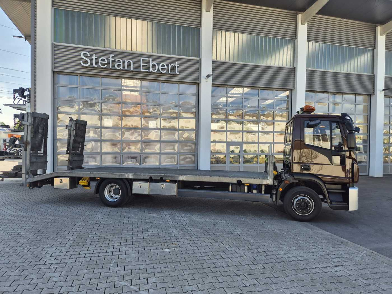 Iveco Eurocargo ML140E25/P Maschinentransporter Winde - Автовоз вантажівка: фото 5 Iveco Eurocargo ML140E25/P Maschinentransporter Winde - Автовоз вантажівка: фото 5