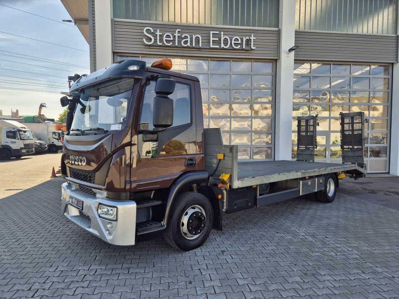 Iveco Eurocargo ML140E25/P Maschinentransporter Winde - Автовоз вантажівка: фото 2 Iveco Eurocargo ML140E25/P Maschinentransporter Winde - Автовоз вантажівка: фото 2