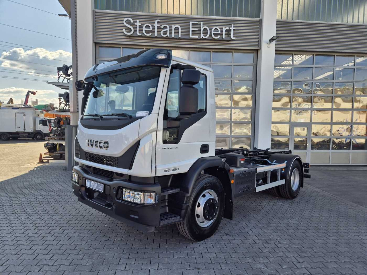 Iveco Eurocargo ML160E25/P HIAB Multilift XR10S4150 - Гаковий мультиліфт вантажівка: фото 2 Iveco Eurocargo ML160E25/P HIAB Multilift XR10S4150 - Гаковий мультиліфт вантажівка: фото 2