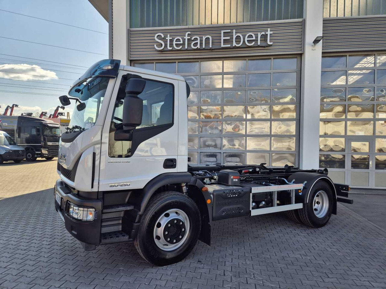 Iveco Eurocargo ML160E25/P HIAB Multilift XR10S4150 - Гаковий мультиліфт вантажівка: фото 4 Iveco Eurocargo ML160E25/P HIAB Multilift XR10S4150 - Гаковий мультиліфт вантажівка: фото 4