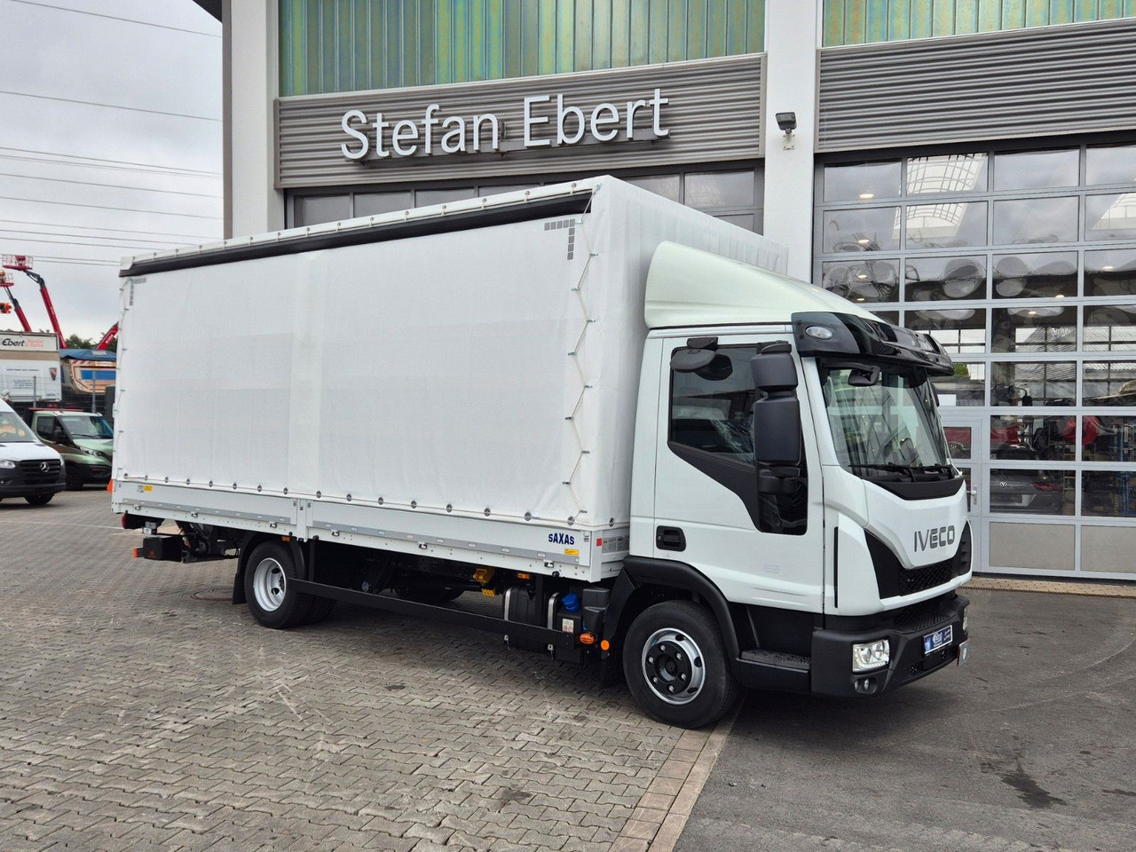 Iveco Eurocargo ML75E19/P LBW Spoiler Klima 3 Sitze - Тентований фургон: фото 4 Iveco Eurocargo ML75E19/P LBW Spoiler Klima 3 Sitze - Тентований фургон: фото 4