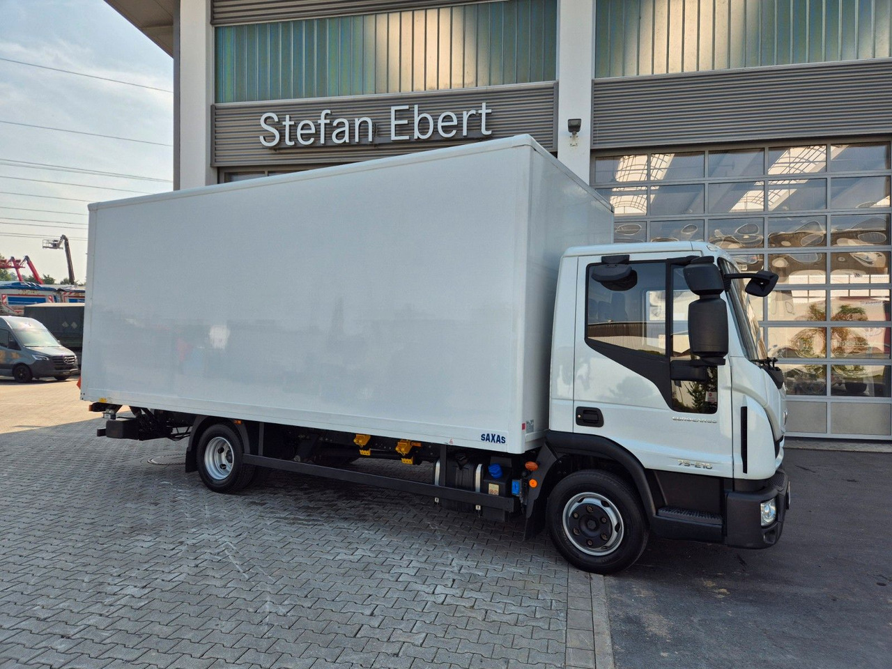 Iveco Eurocargo ML75E21/P LBW 3 Sitze Klima ACC 4 St. - Фургон з закритим кузовом: фото 4 Iveco Eurocargo ML75E21/P LBW 3 Sitze Klima ACC 4 St. - Фургон з закритим кузовом: фото 4
