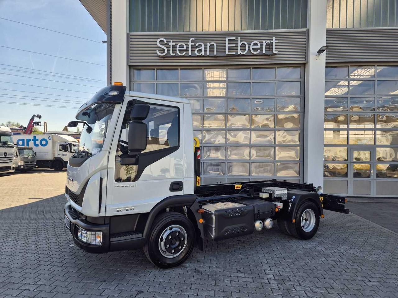 Iveco Eurocargo ML80E21K 4x2 Hyva 05-32-K-DIN-BF 2xAHK - Гаковий мультиліфт вантажівка: фото 3 Iveco Eurocargo ML80E21K 4x2 Hyva 05-32-K-DIN-BF 2xAHK - Гаковий мультиліфт вантажівка: фото 3