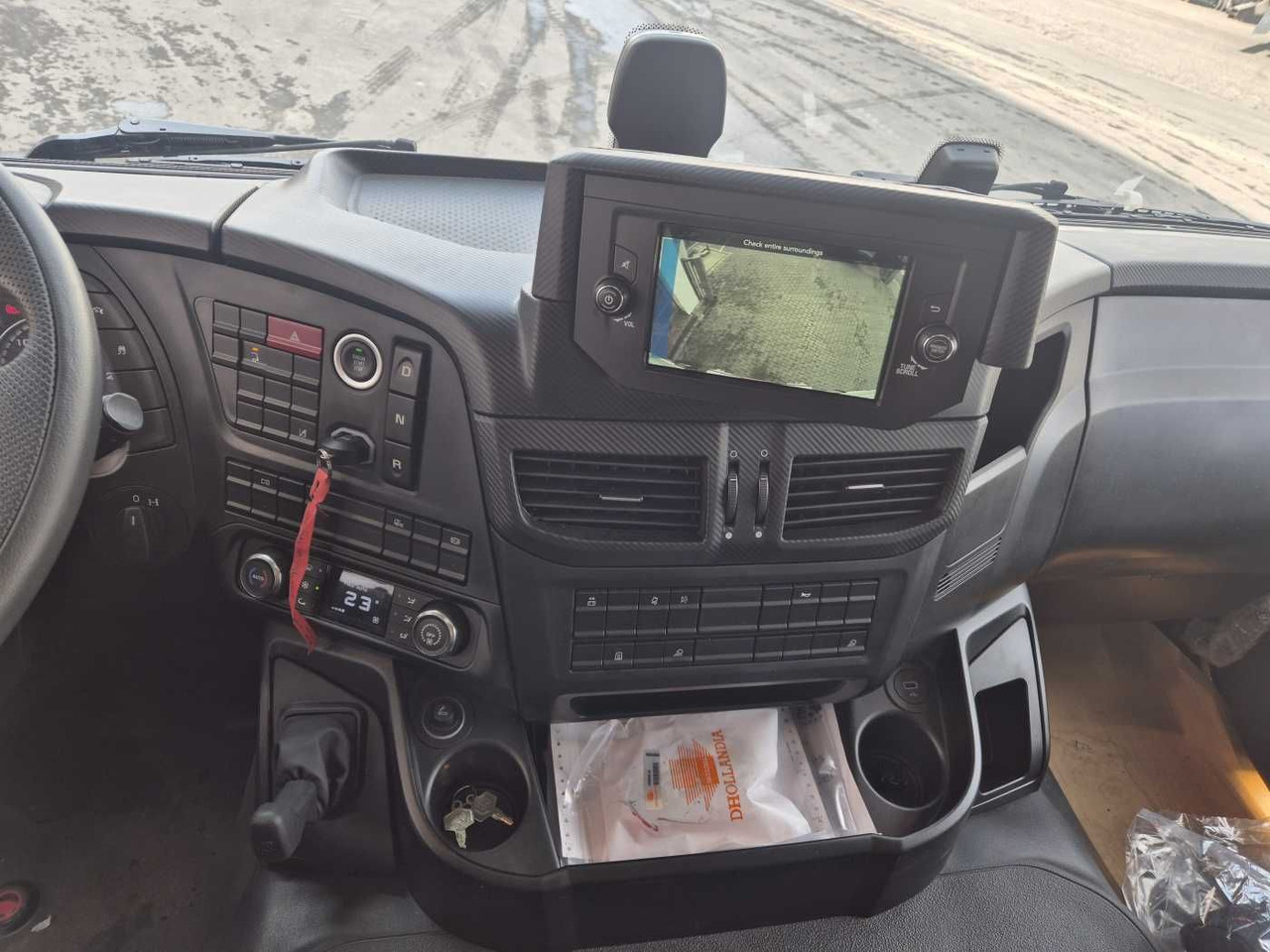 Вантажівка з закритим кузовом Iveco S Way AT190S40/P LBW Tür AHK Navi Bett: фото 13