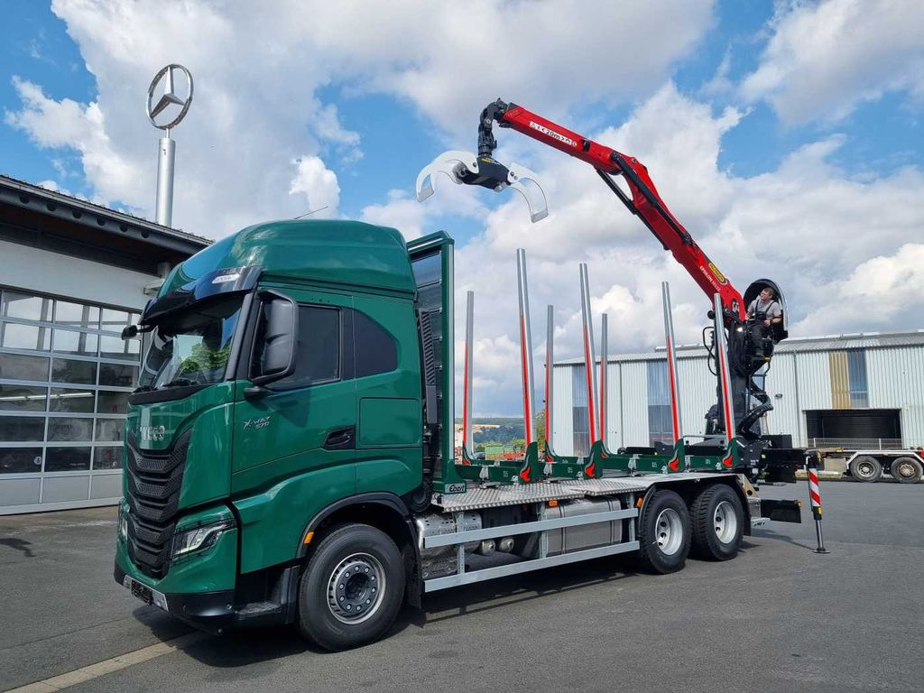 Iveco X-WAY AS300X57ZP ON+ 6x4 Palfinger Epsilon M12 Z - Лісовоз, Вантажівка з маніпулятором: фото 1 Iveco X-WAY AS300X57ZP ON+ 6x4 Palfinger Epsilon M12 Z - Лісовоз, Вантажівка з маніпулятором: фото 1