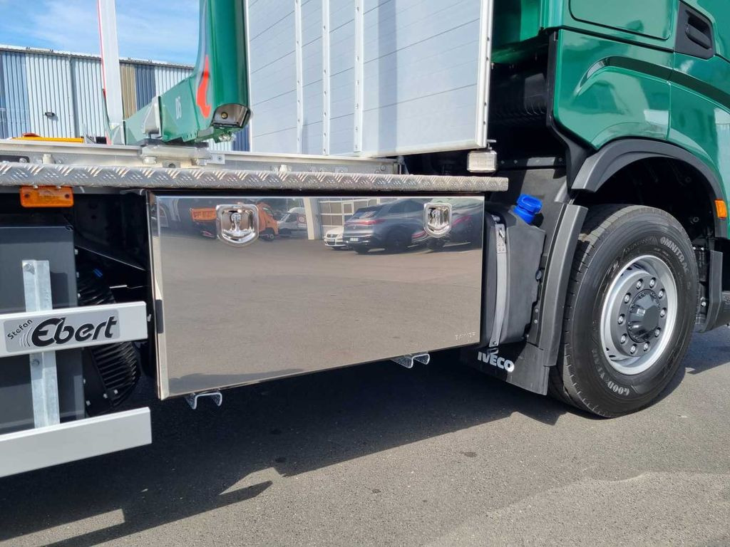 Новий Лісовоз, Вантажівка з маніпулятором Iveco X-Way AS300X57 Z/P HR ON+ 6x4 (6x6 Hi Traction): фото 11
