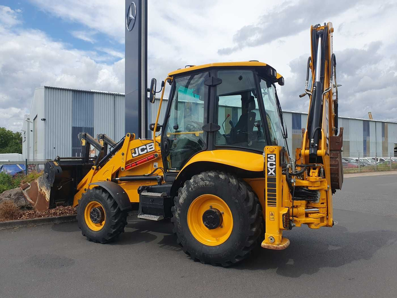 JCB 3CX / Gabel & 4in1 Schaufel / nur 1.561h / 2022 - Екскаватор-навантажувач: фото 2 JCB 3CX / Gabel & 4in1 Schaufel / nur 1.561h / 2022 - Екскаватор-навантажувач: фото 2