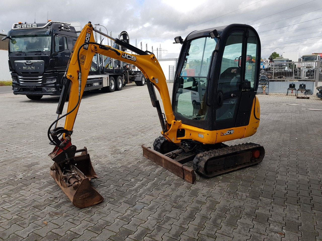 JCB 8018 / 3.420h / hydrl. Grabenräumer / Tieflöffel в лізинг JCB 8018 / 3.420h / hydrl. Grabenräumer / Tieflöffel: фото 7 JCB 8018 / 3.420h / hydrl. Grabenräumer / Tieflöffel в лізинг JCB 8018 / 3.420h / hydrl. Grabenräumer / Tieflöffel: фото 7