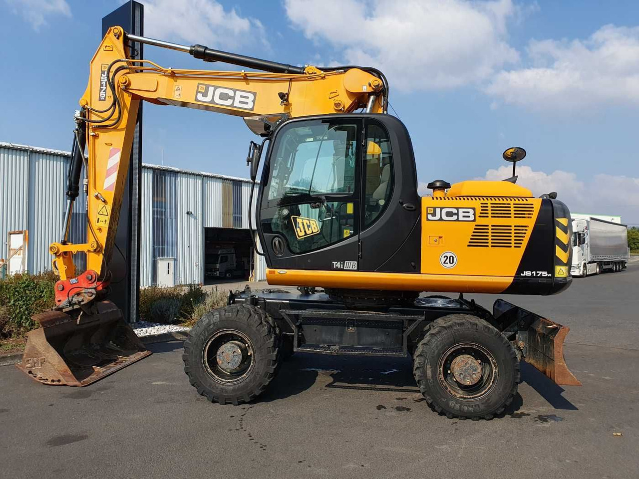 JCB JS 175 W / 2016 / 3.814h / 1x Tieflöffel - Колісний екскаватор: фото 2 JCB JS 175 W / 2016 / 3.814h / 1x Tieflöffel - Колісний екскаватор: фото 2