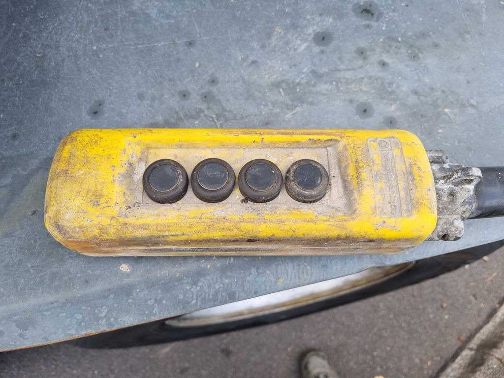 Напівпричіп бетонозмішувач KWB P-382-STI Betonmischer Motor SAF-Achsen Lift: фото 14