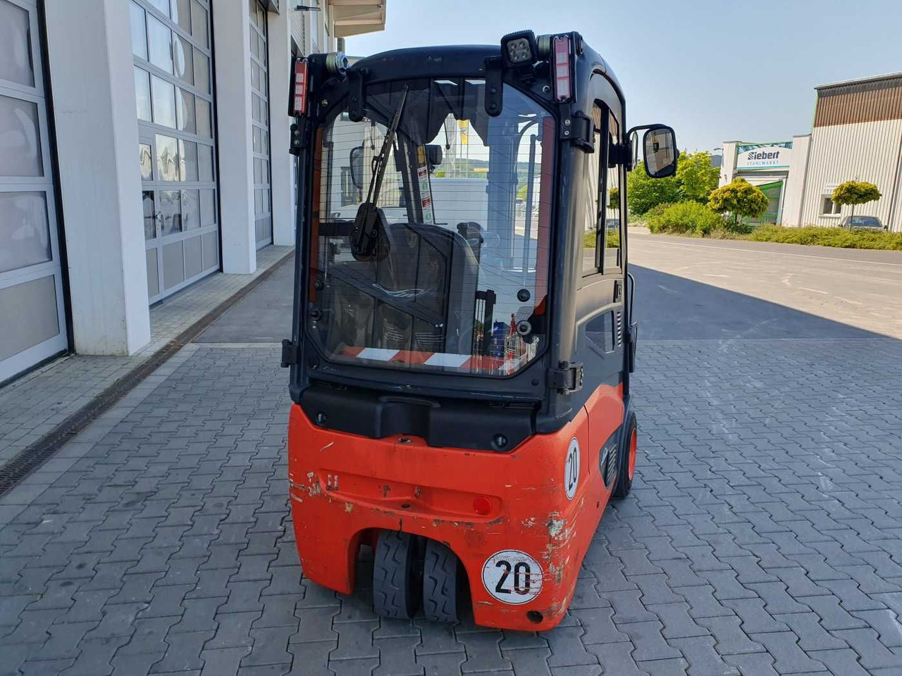Linde E14 - 01 / Triplex: 4.10m! / SS / nur 2.899h! - Електронавантажувач: фото 4 Linde E14 - 01 / Triplex: 4.10m! / SS / nur 2.899h! - Електронавантажувач: фото 4