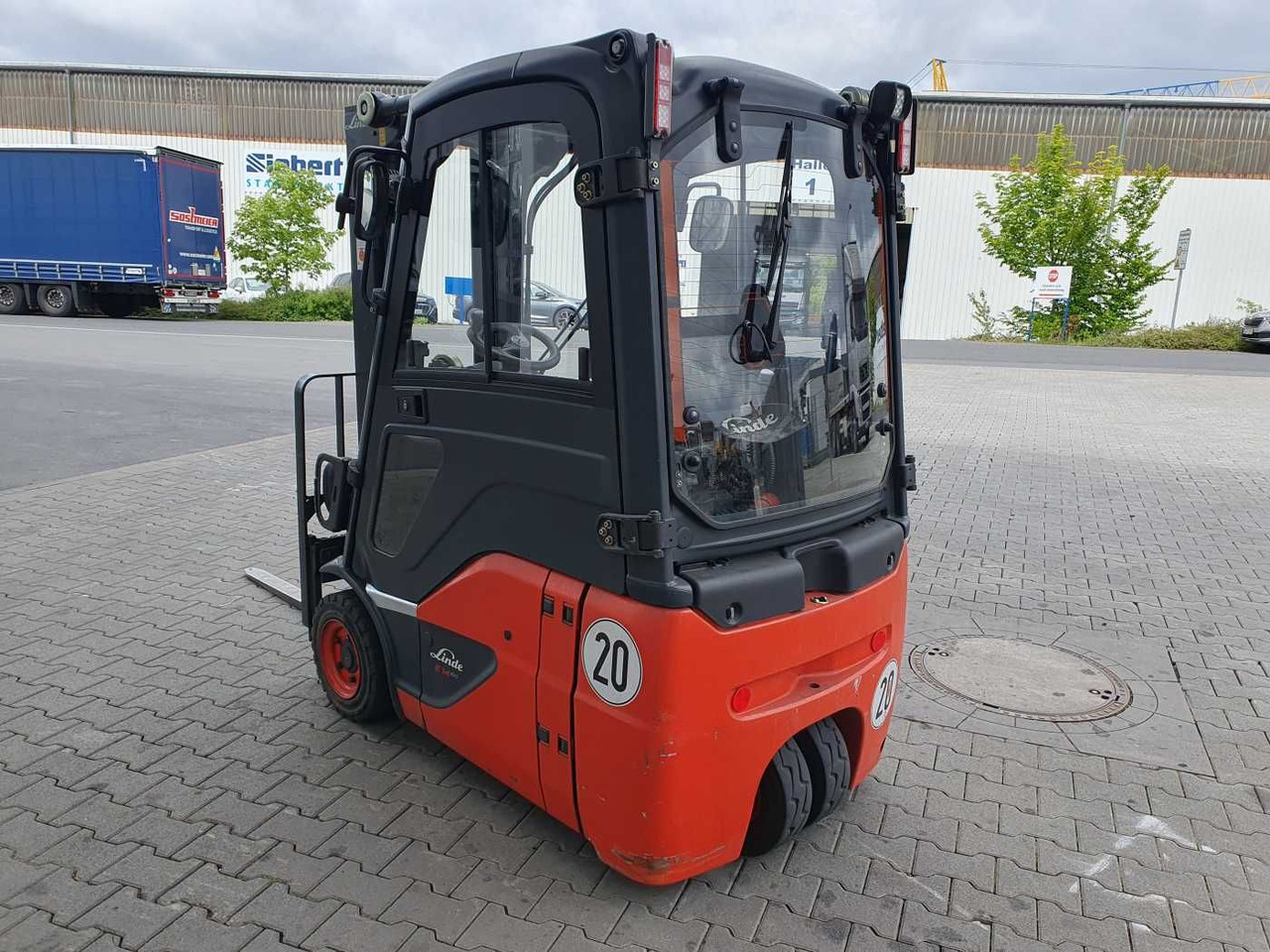Linde E14 - 02 / Triplex: 4.00m! / SS / nur 1.777h! - Електронавантажувач: фото 5 Linde E14 - 02 / Triplex: 4.00m! / SS / nur 1.777h! - Електронавантажувач: фото 5