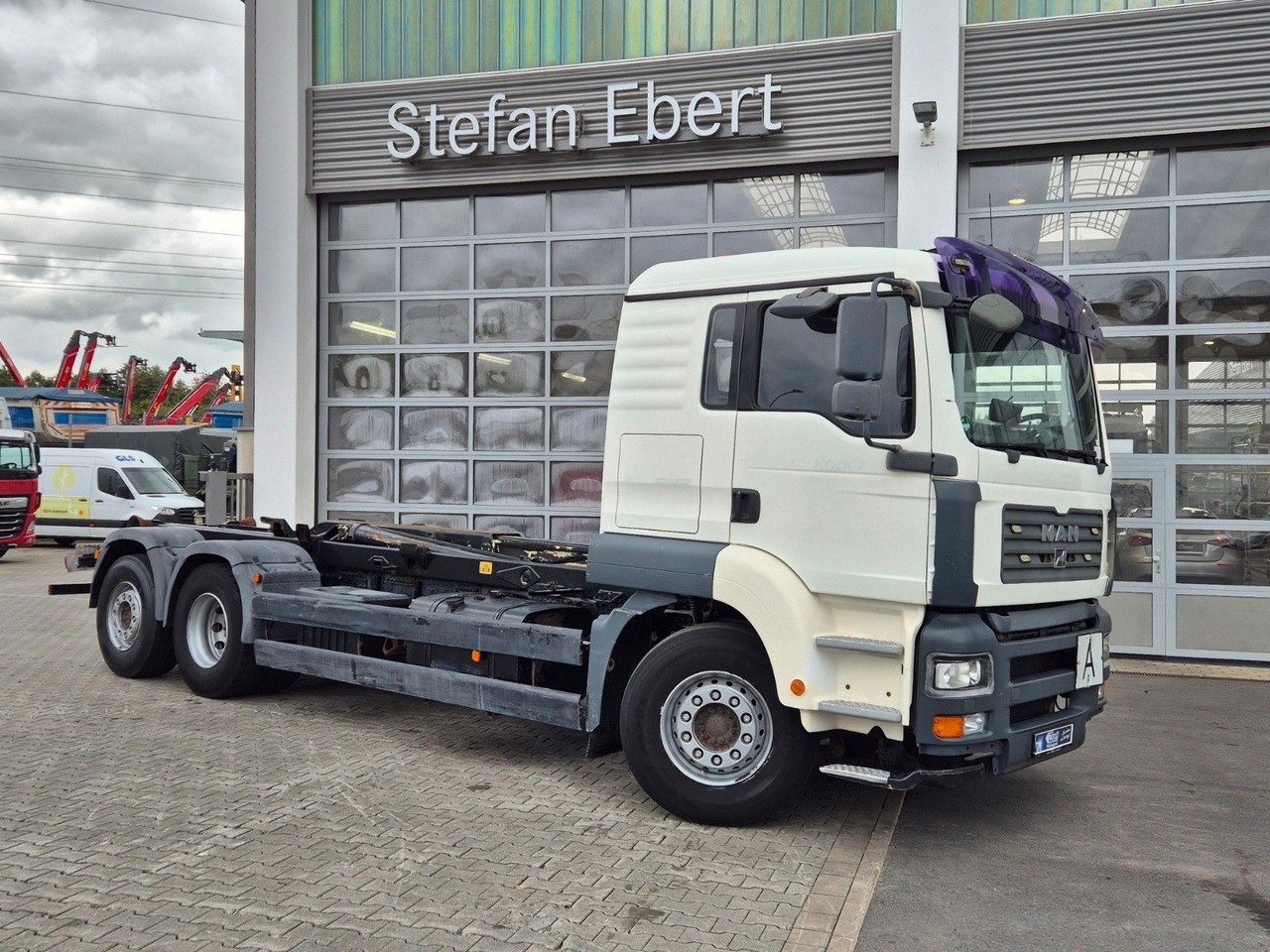 MAN TGA 26.440 6x2-2 BL Meiller RK 20.70 Bett - Гаковий мультиліфт вантажівка: фото 5 MAN TGA 26.440 6x2-2 BL Meiller RK 20.70 Bett - Гаковий мультиліфт вантажівка: фото 5