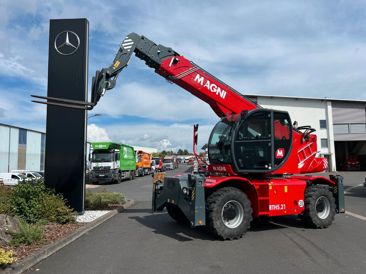 Magni RTH 5.21 Roto / Funk / Gabel / nur 462h - Навантажувач телескопічний: фото 1 Magni RTH 5.21 Roto / Funk / Gabel / nur 462h - Навантажувач телескопічний: фото 1