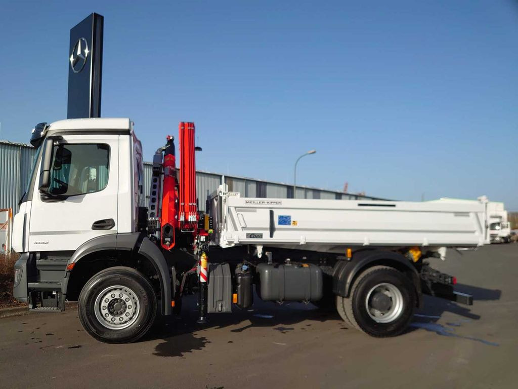 Mercedes-Benz Arocs 1832 KK 4x2 Kipper+Kran Fassi F120+Funk Mercedes-Benz Arocs 1832 KK 4x2 Kipper+Kran Fassi F120+Funk - Самоскид вантажівка, Вантажівка з маніпулятором: фото 5 Mercedes-Benz Arocs 1832 KK 4x2 Kipper+Kran Fassi F120+Funk Mercedes-Benz Arocs 1832 KK 4x2 Kipper+Kran Fassi F120+Funk - Самоскид вантажівка, Вантажівка з маніпулятором: фото 5