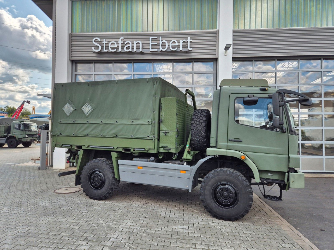 Mercedes-Benz Atego 1018 A 4x4 Singlebereifung 7 Stück vorh. - Тентована вантажівка: фото 5 Mercedes-Benz Atego 1018 A 4x4 Singlebereifung 7 Stück vorh. - Тентована вантажівка: фото 5