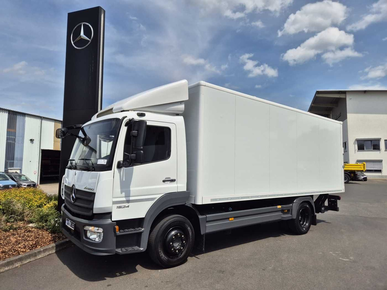 Mercedes-Benz Atego 1524 L LBW 1.500kg Standheizung Klima - Вантажівка з закритим кузовом: фото 4 Mercedes-Benz Atego 1524 L LBW 1.500kg Standheizung Klima - Вантажівка з закритим кузовом: фото 4