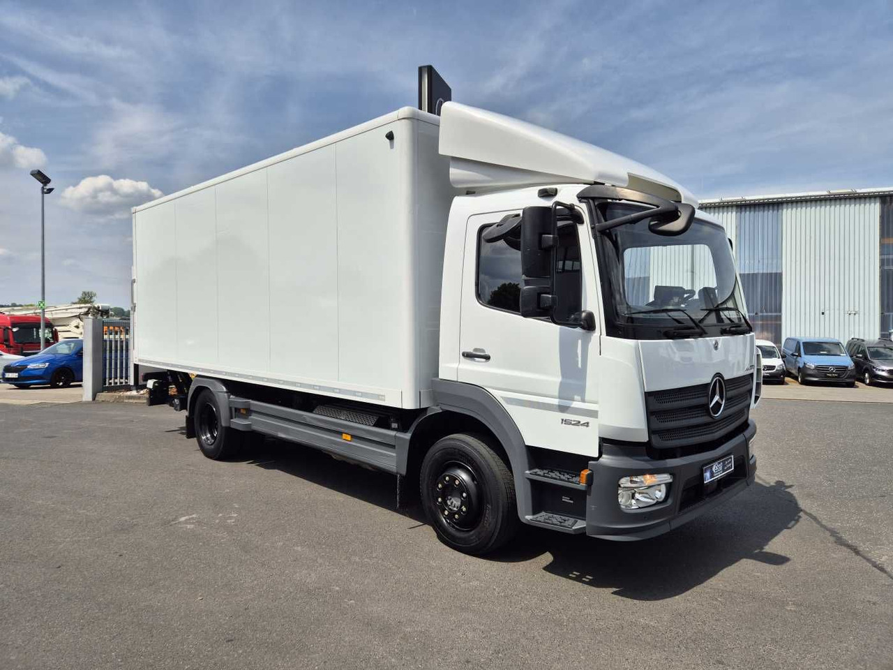 Mercedes-Benz Atego 1524 L LBW 1.500kg Standheizung Klima - Вантажівка з закритим кузовом: фото 5 Mercedes-Benz Atego 1524 L LBW 1.500kg Standheizung Klima - Вантажівка з закритим кузовом: фото 5