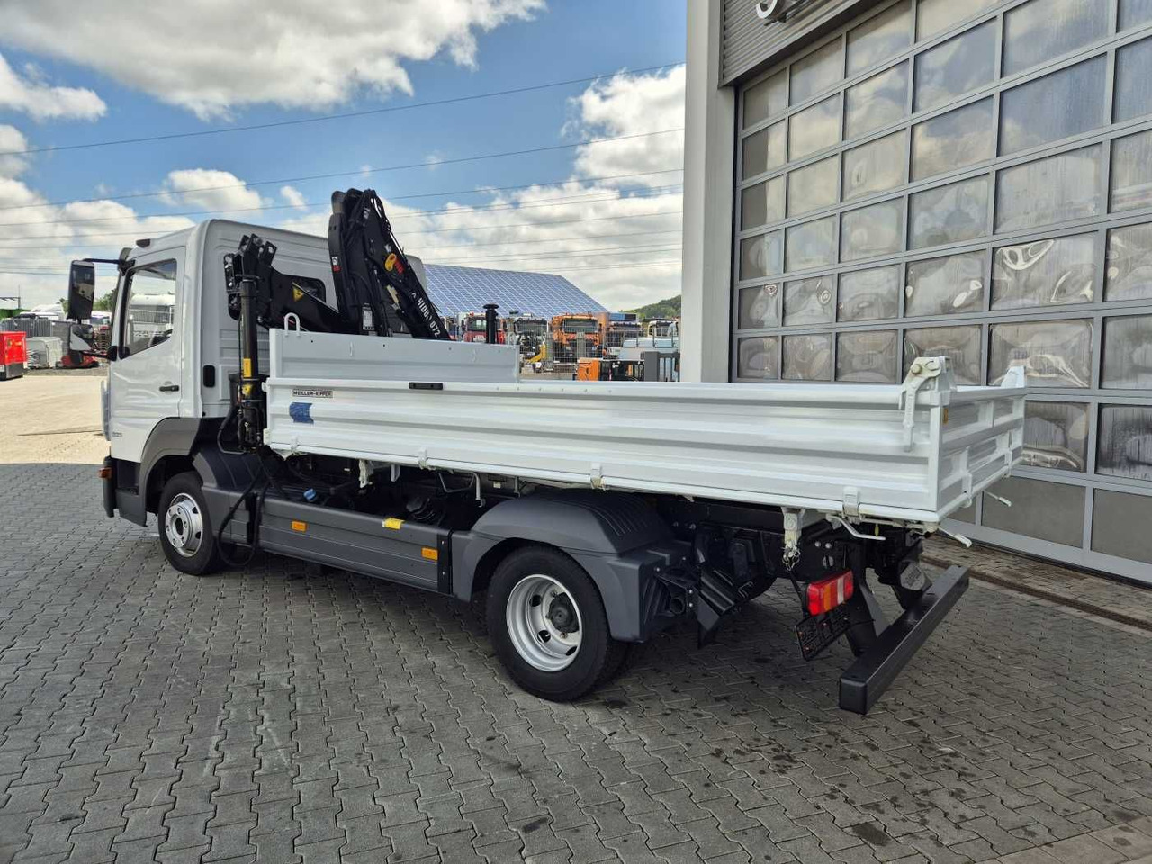 Малотоннажний самоскид Mercedes-Benz Atego 823 KK Kipper+Kran+Funk+Greifersteuerung: фото 6