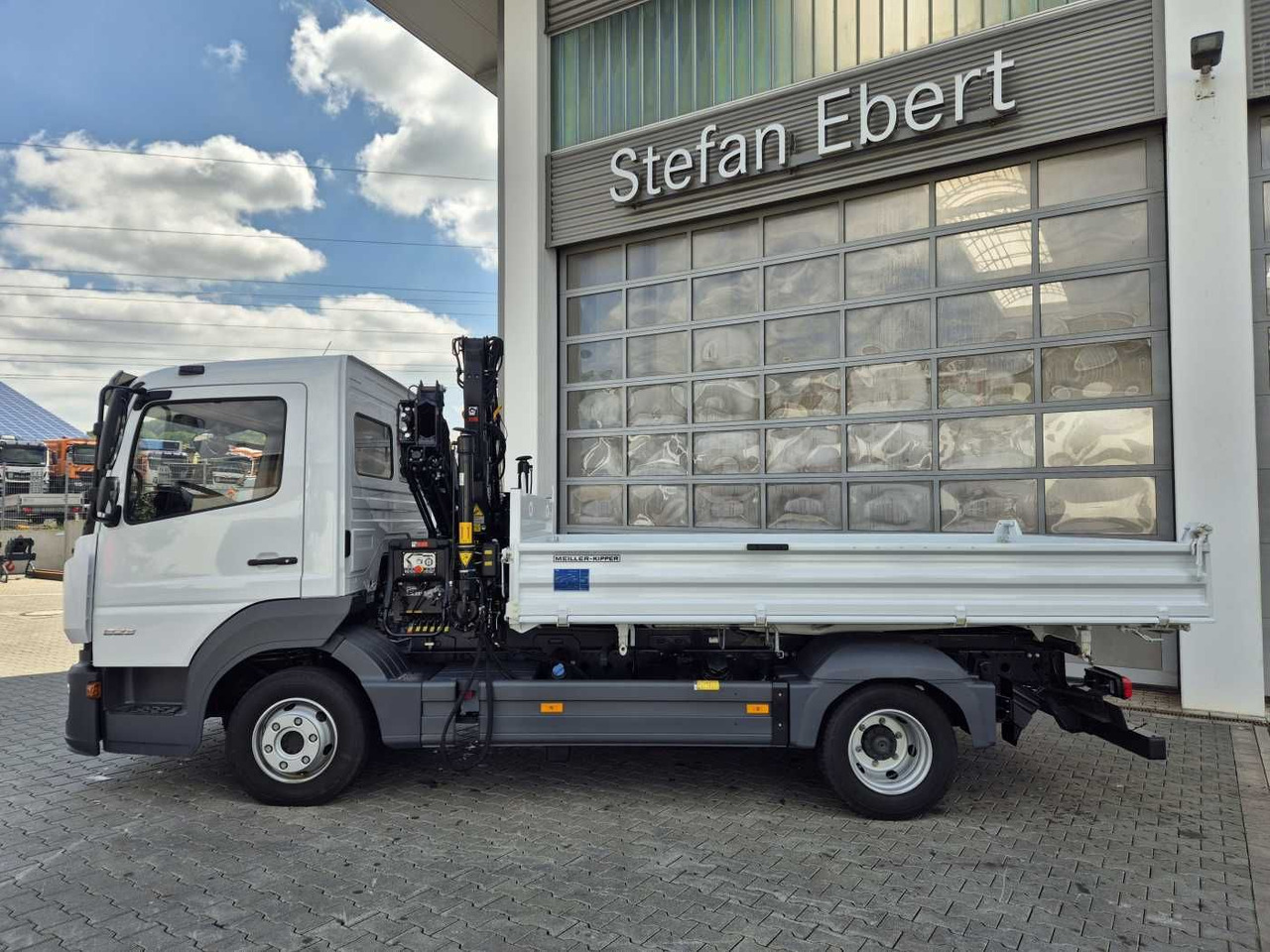 Mercedes-Benz Atego 823 KK Kipper+Kran+Funk+Greifersteuerung - Малотоннажний самоскид: фото 4 Mercedes-Benz Atego 823 KK Kipper+Kran+Funk+Greifersteuerung - Малотоннажний самоскид: фото 4