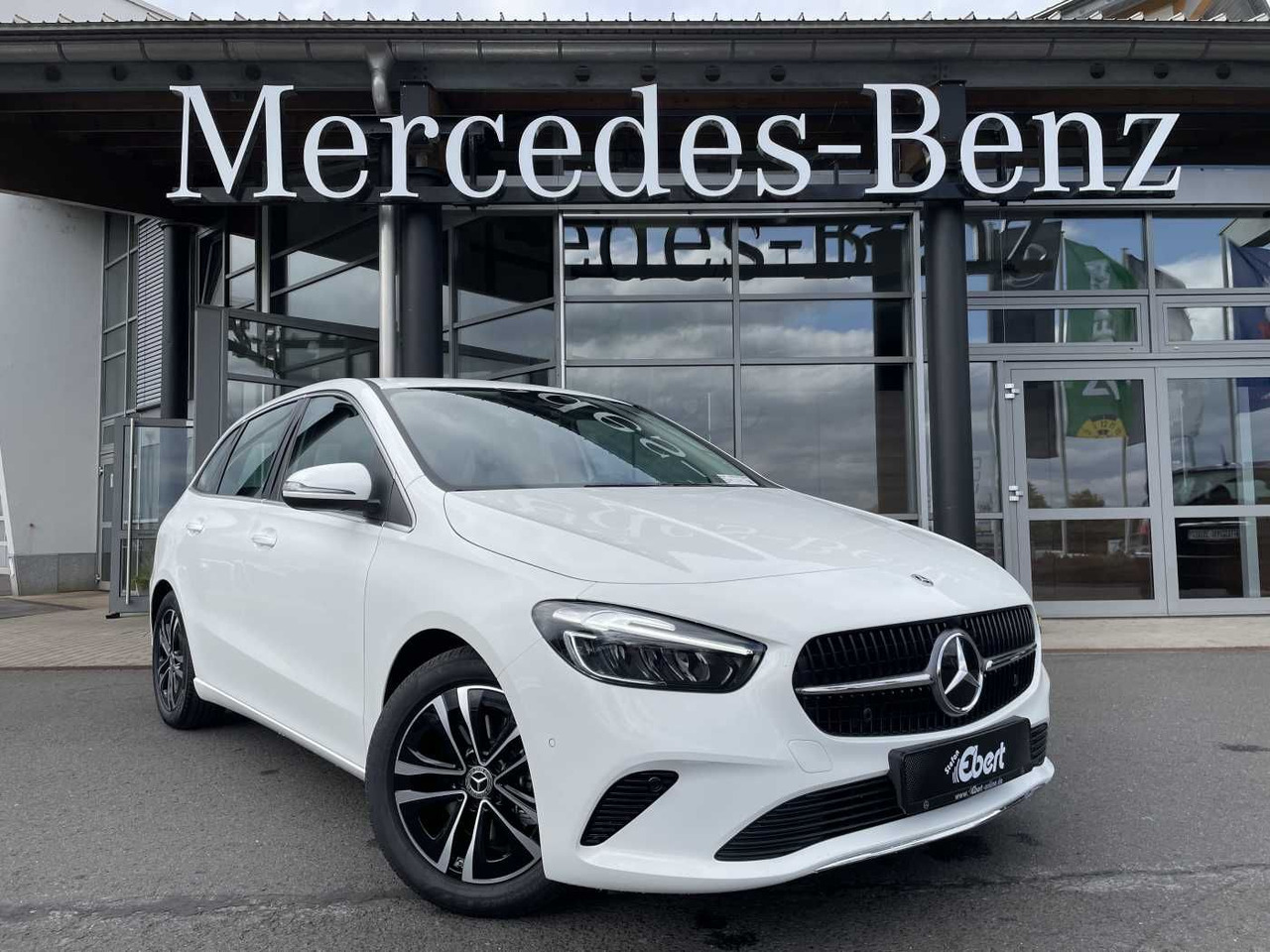 Mercedes-Benz B 180 7G Progressive R-Kamera+LED+ Winterpaket+C - Легковий автомобіль: фото 1 Mercedes-Benz B 180 7G Progressive R-Kamera+LED+ Winterpaket+C - Легковий автомобіль: фото 1