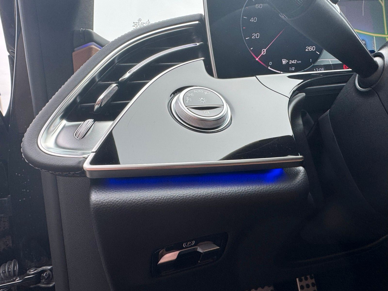 Універсал Mercedes-Benz E 220d T AMG+Hyperscreen+Leder+AHK+DistrPro+STH: фото 14