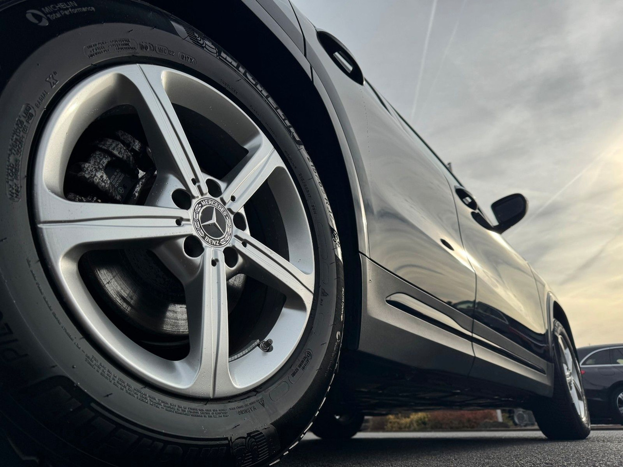 Mercedes-Benz GLA 200 AMG+Pano+Distr+Ambiente+Multibeam+ - Позашляховик: фото 5 Mercedes-Benz GLA 200 AMG+Pano+Distr+Ambiente+Multibeam+ - Позашляховик: фото 5