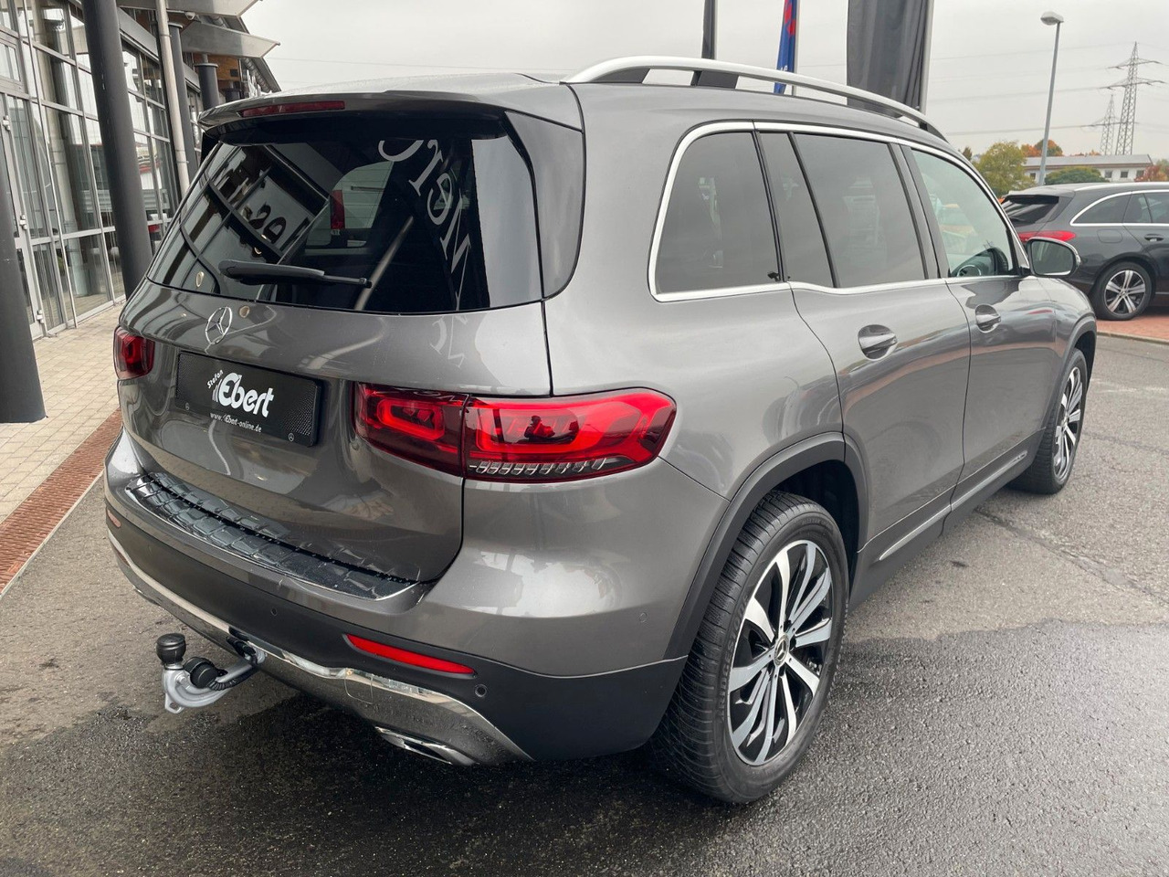 Mercedes-Benz GLB 220 d 4MATIC Progressive AHK+Memory+Pano+360 - Позашляховик: фото 4 Mercedes-Benz GLB 220 d 4MATIC Progressive AHK+Memory+Pano+360 - Позашляховик: фото 4