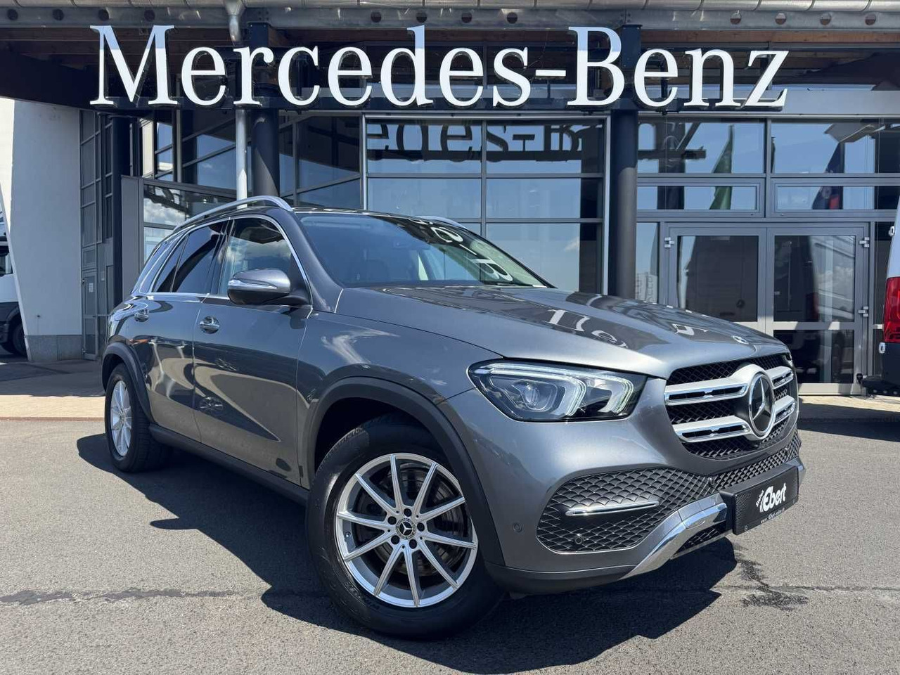 Mercedes-Benz GLE 350de 4M AMG+AHK+DistrPlus+HUD+360 - Позашляховик: фото 1 Mercedes-Benz GLE 350de 4M AMG+AHK+DistrPlus+HUD+360 - Позашляховик: фото 1