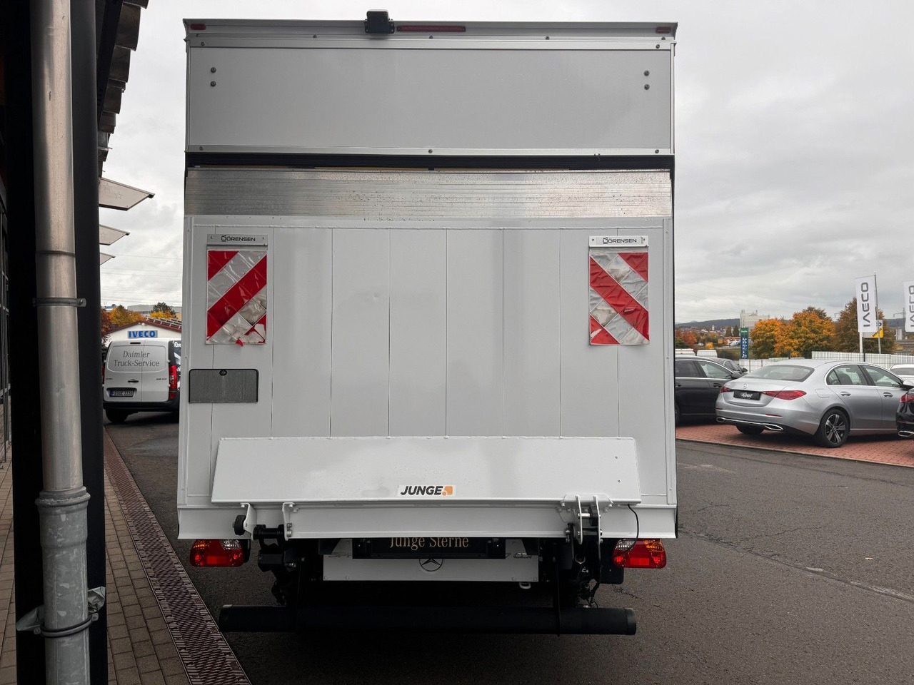 Mercedes-Benz Sprinter 317 CDI 4325 Koffer LBW Klima Kamera - Фургон з закритим кузовом: фото 5 Mercedes-Benz Sprinter 317 CDI 4325 Koffer LBW Klima Kamera - Фургон з закритим кузовом: фото 5