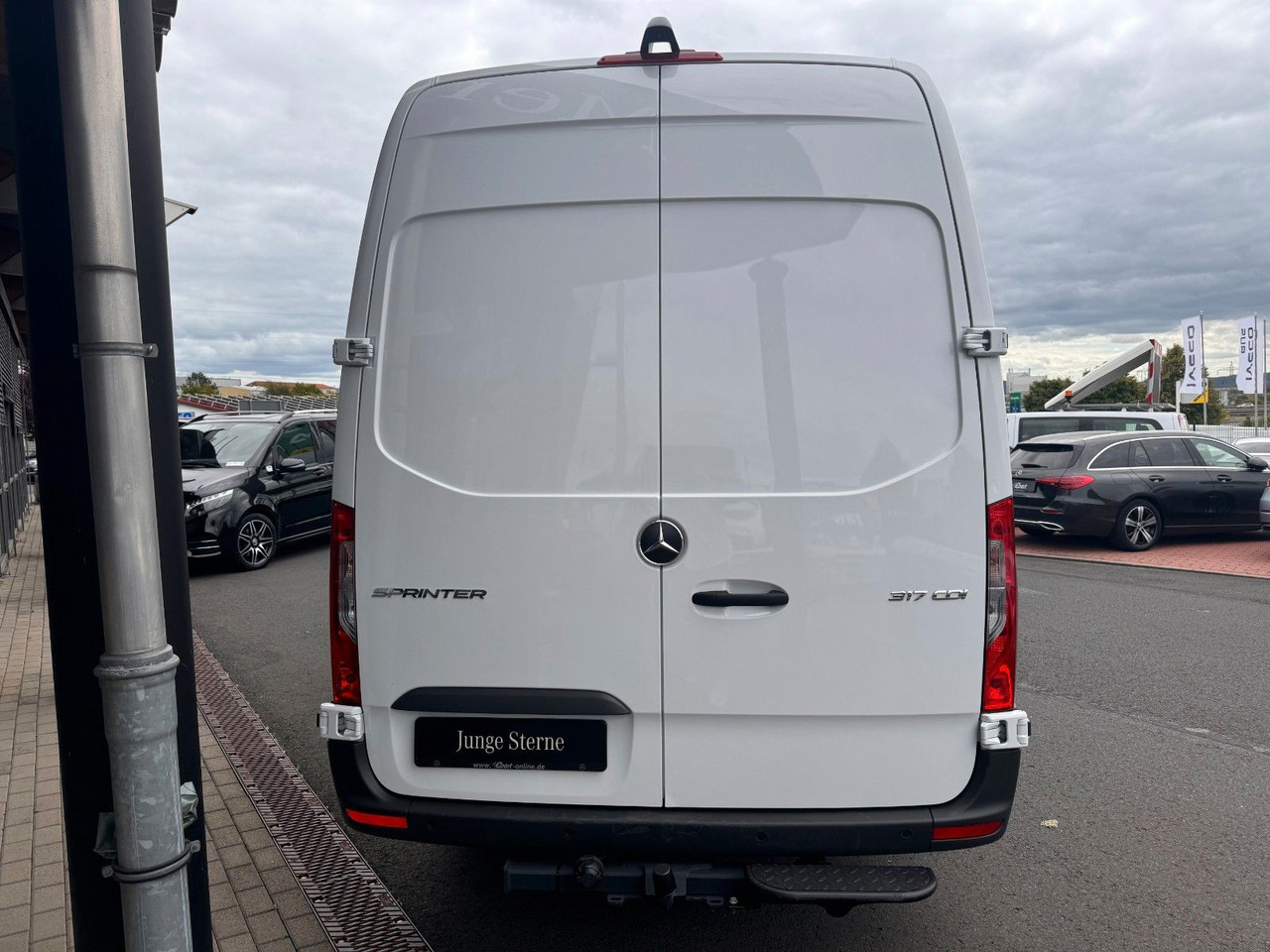 Mercedes-Benz Sprinter 317 CDI 9G 4325 Klima AHK Kamera - Суцільнометалевий фургон: фото 5 Mercedes-Benz Sprinter 317 CDI 9G 4325 Klima AHK Kamera - Суцільнометалевий фургон: фото 5