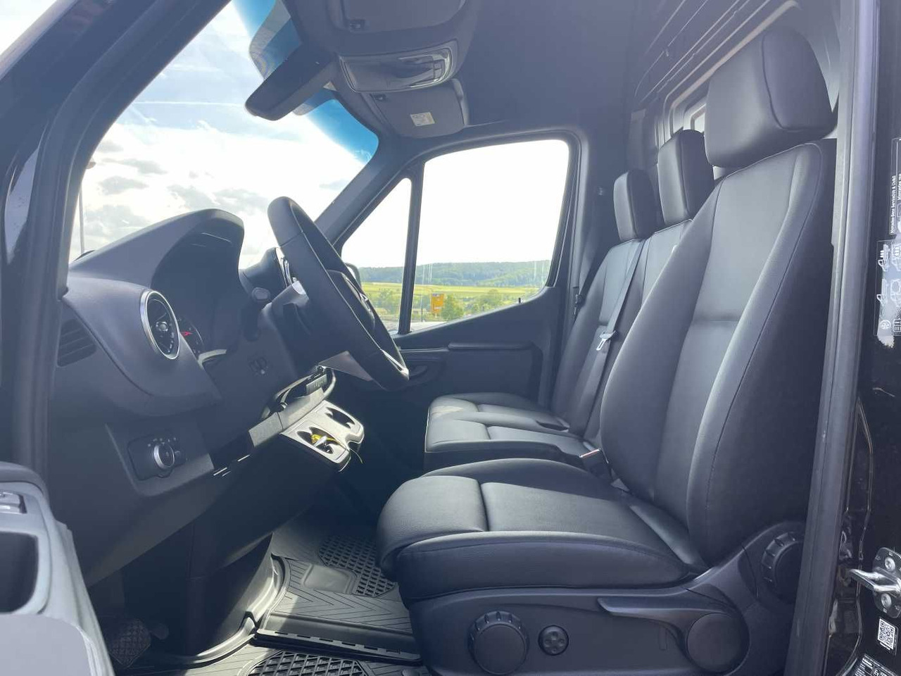Суцільнометалевий фургон Mercedes-Benz Sprinter 319 CDI 4x4 3665 Klima Kamera MBUX LED: фото 11