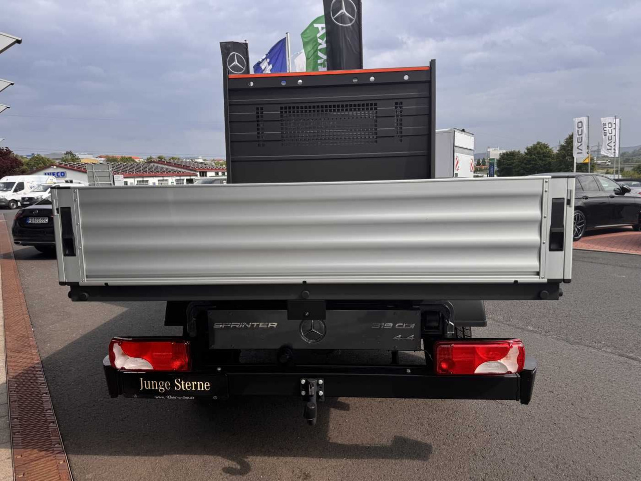 Mercedes-Benz Sprinter 319 CDI 4x4 DoKa AHK3,5 Klima Kamera - Тентований фургон, Вантажопасажирський фургон: фото 5 Mercedes-Benz Sprinter 319 CDI 4x4 DoKa AHK3,5 Klima Kamera - Тентований фургон, Вантажопасажирський фургон: фото 5