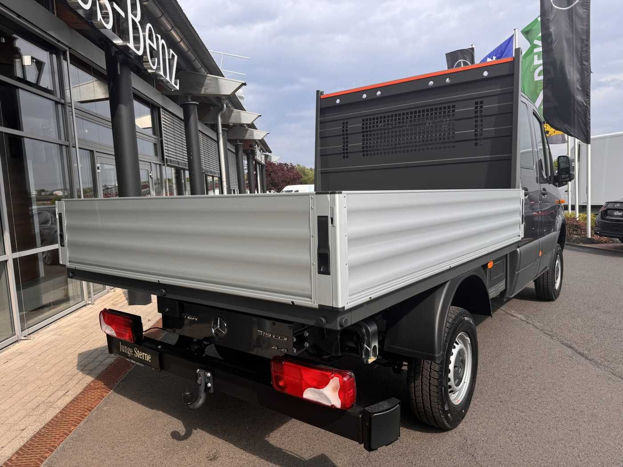 Mercedes-Benz Sprinter 319 CDI 4x4 DoKa AHK3,5 Klima Kamera - Тентований фургон, Вантажопасажирський фургон: фото 4 Mercedes-Benz Sprinter 319 CDI 4x4 DoKa AHK3,5 Klima Kamera - Тентований фургон, Вантажопасажирський фургон: фото 4